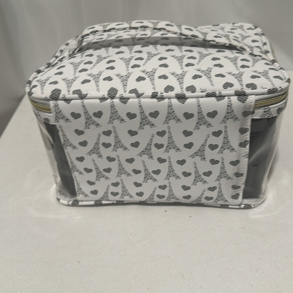 Cosmetic travel bag brand new without the tags clear three piece set - Picture 3 of 4